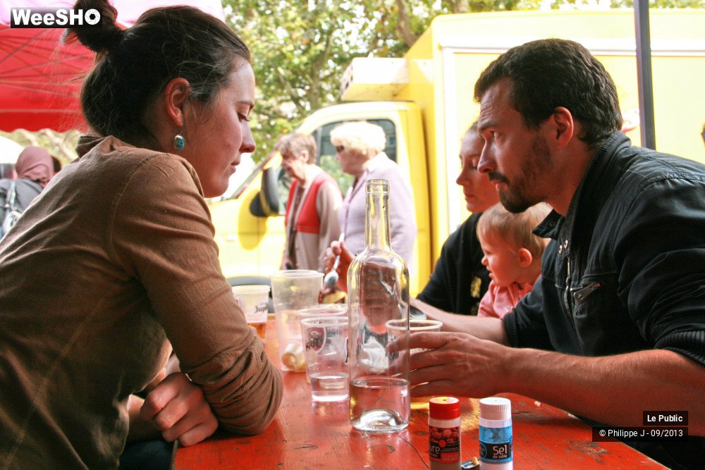 4/44 photos du spectacle Braderie 2013 Ambiance