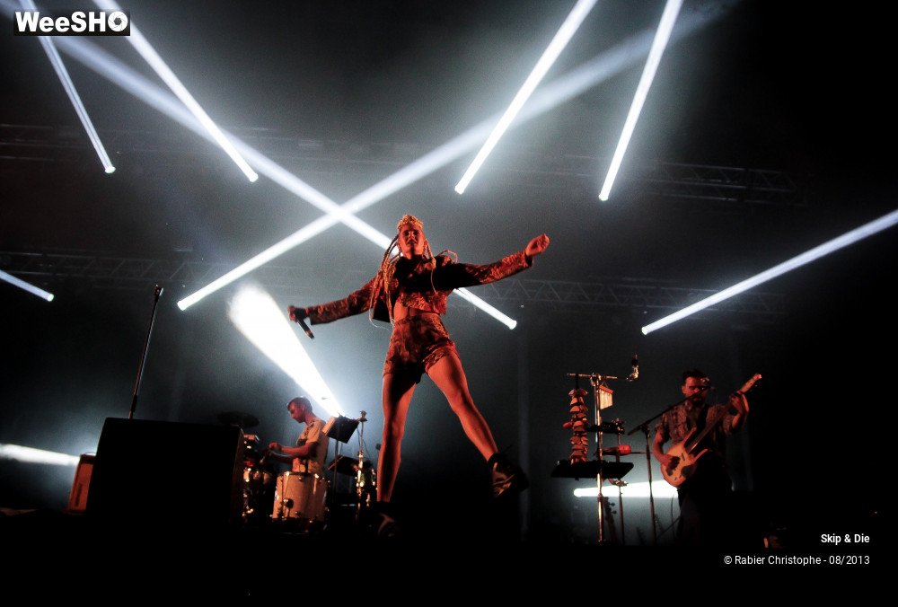 1/40 photos du spectacle Skip & Die