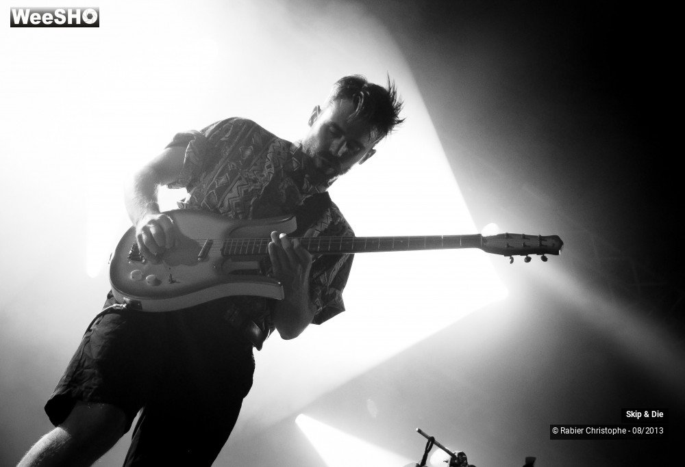 6/40 photos du spectacle Skip & Die