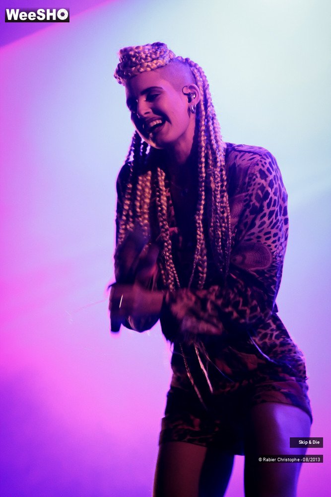 33/40 photos du spectacle Skip & Die