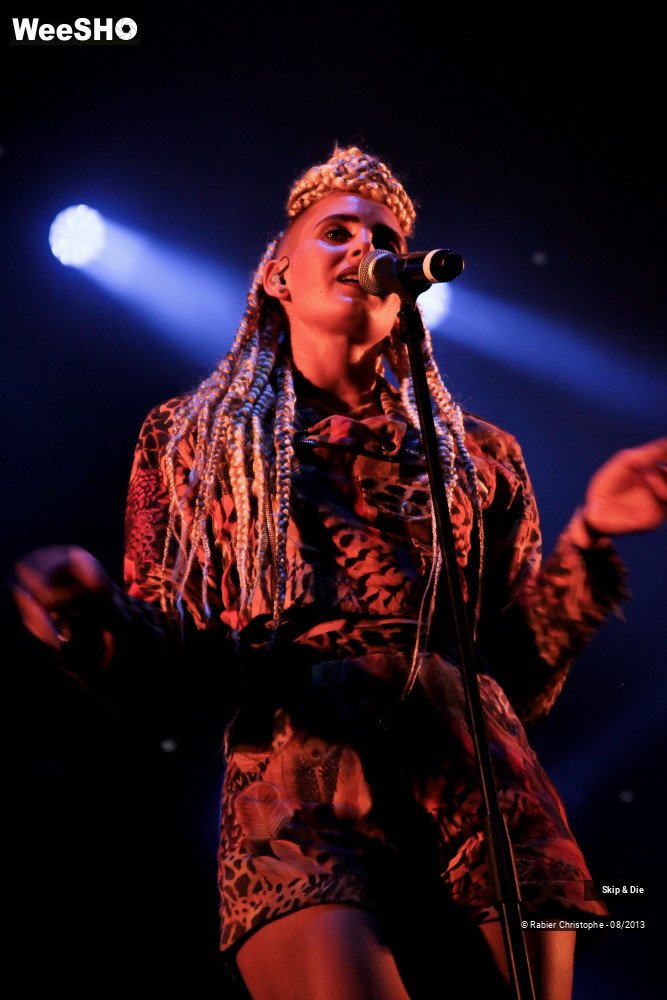 36/40 photos du spectacle Skip & Die