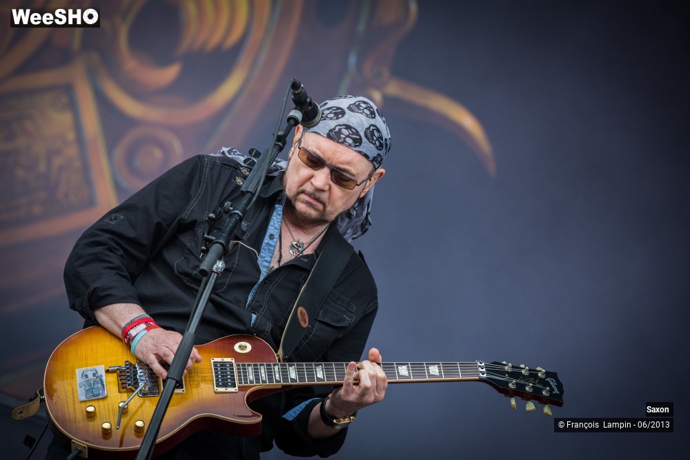 20/34 photos du spectacle Saxon