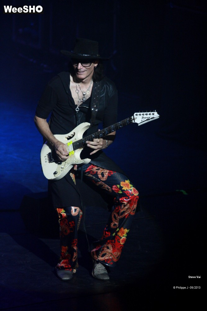 29/32 photos du spectacle Steve Vai