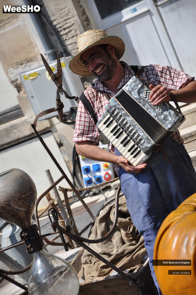 17/30 photos du spectacle La cabane de jardin