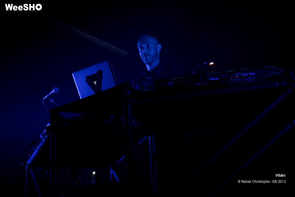 21/31 photos du spectacle Vitalic vtlzr