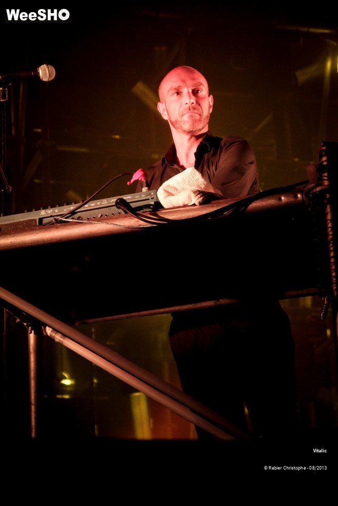 31/31 photos du spectacle Vitalic vtlzr