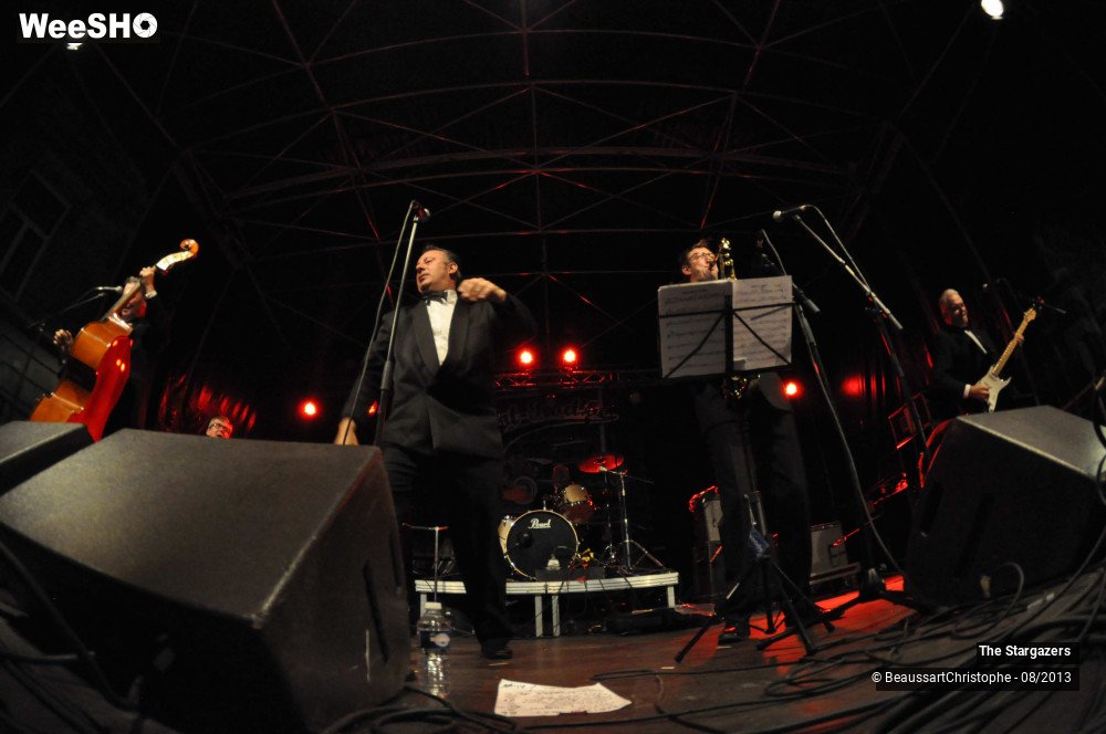 30/37 photos du spectacle The Stargazers
