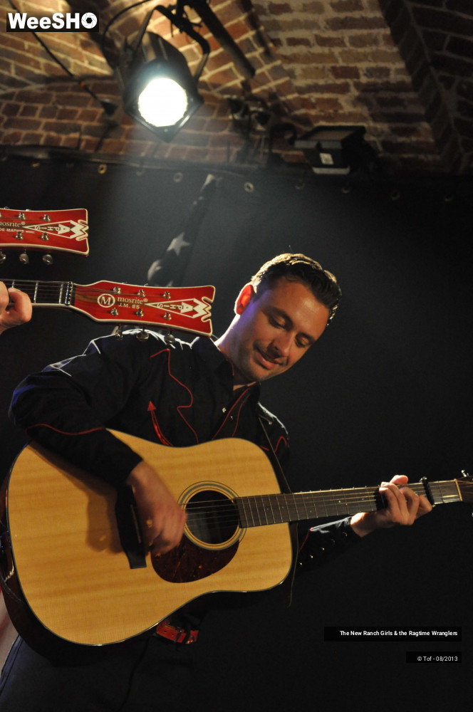 32/45 photos du spectacle The New Ranch Girls & the Ragtime Wranglers