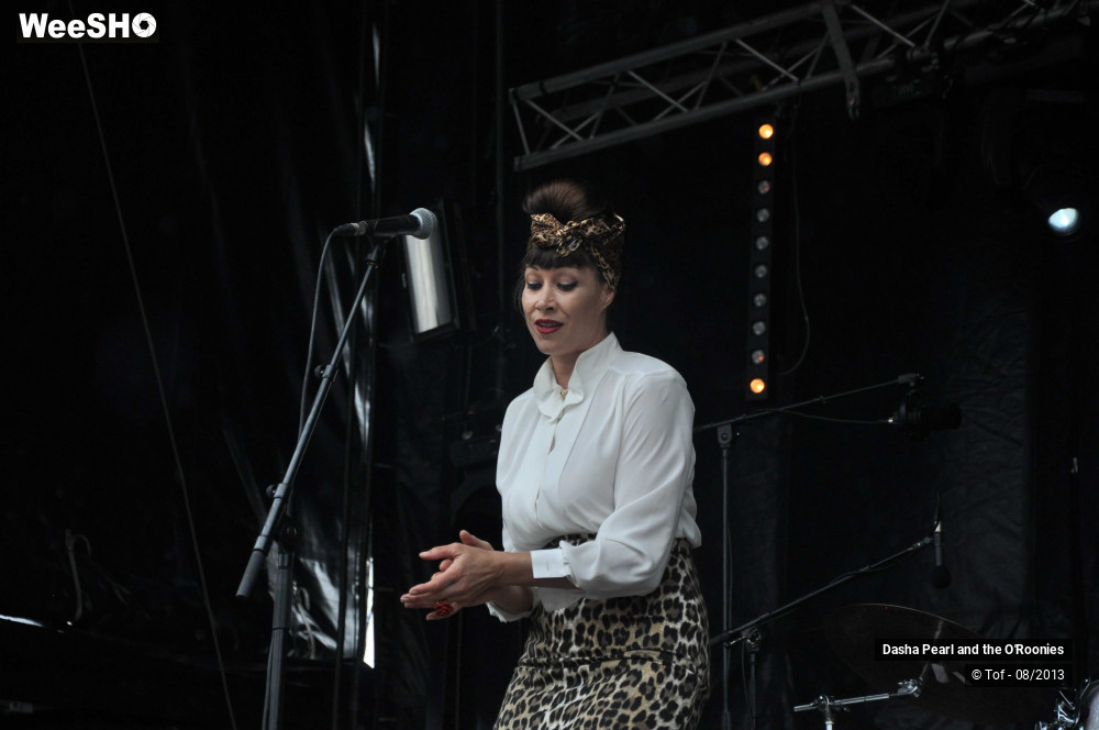 17/33 photos du spectacle Dasha Pearl and the O'Roonies
