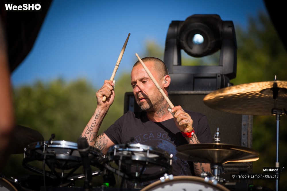 3/35 photos du spectacle Mustasch