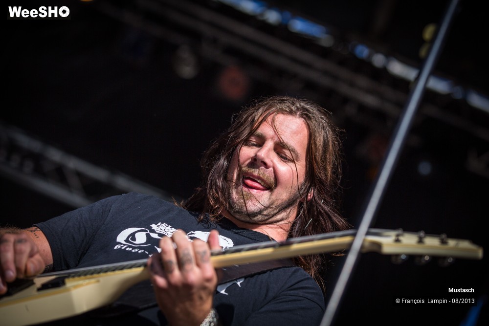 15/35 photos du spectacle Mustasch