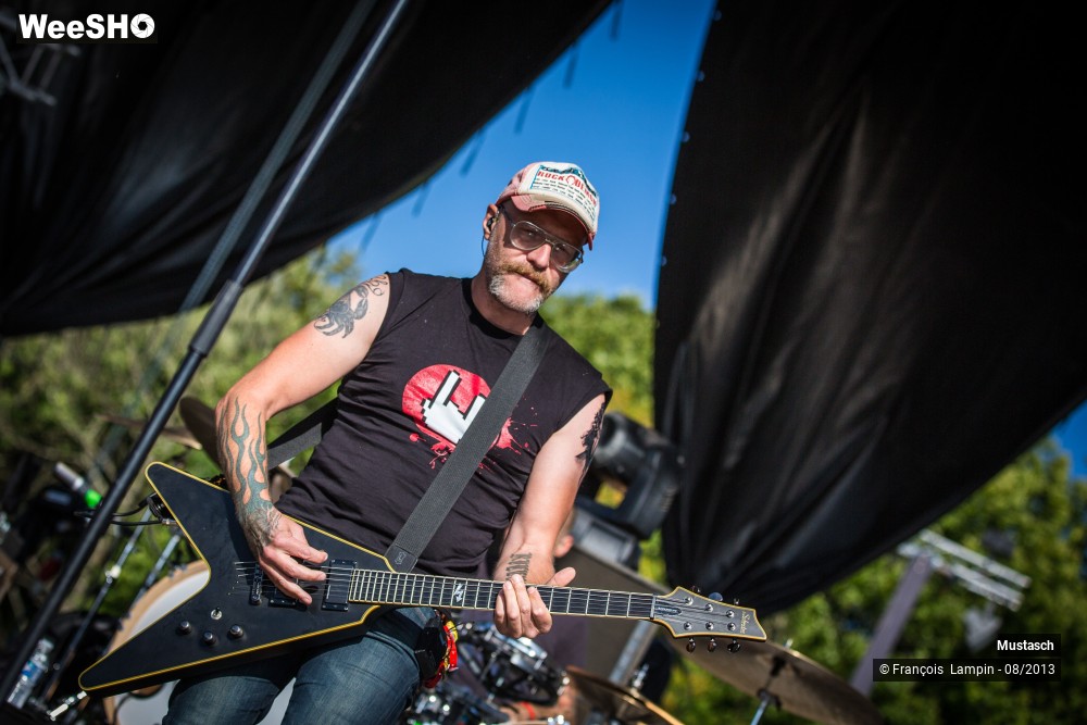 18/35 photos du spectacle Mustasch