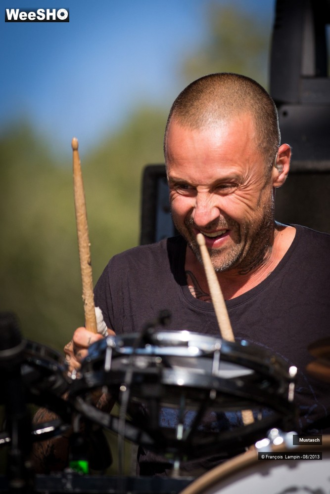 25/35 photos du spectacle Mustasch