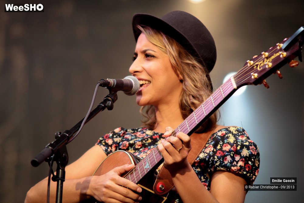 1/44 photos du spectacle Emilie Gassin