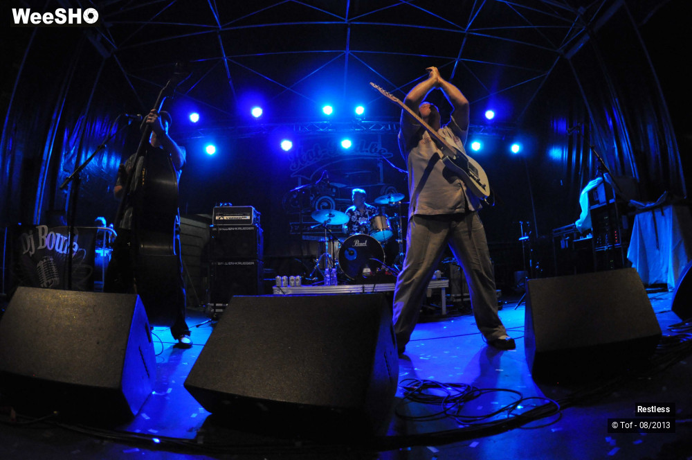 10/33 photos du spectacle Restless