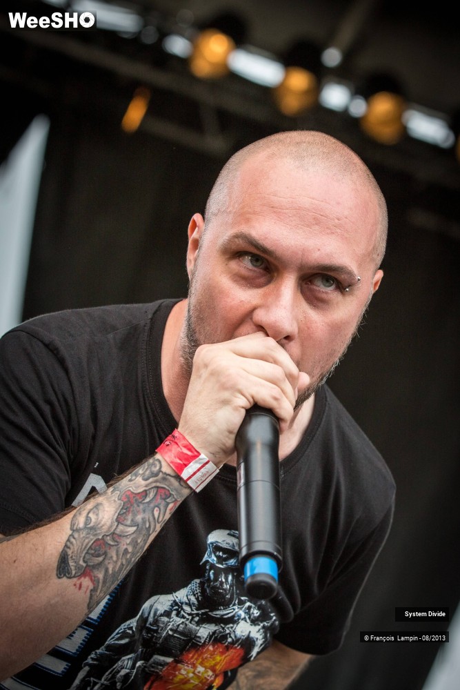 37/50 photos du spectacle System Divide