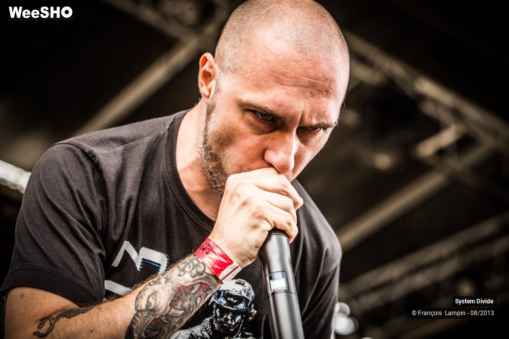 39/50 photos du spectacle System Divide