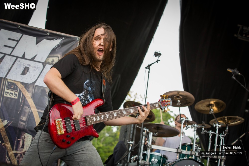 41/50 photos du spectacle System Divide