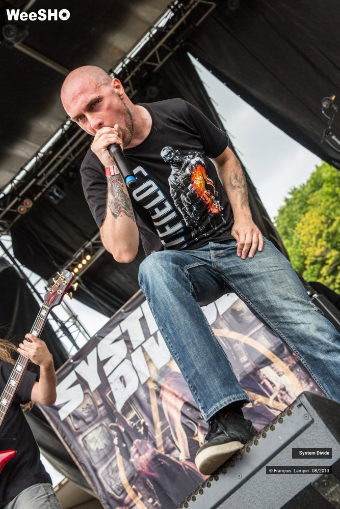 43/50 photos du spectacle System Divide