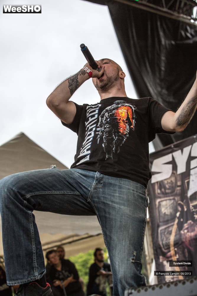 46/50 photos du spectacle System Divide