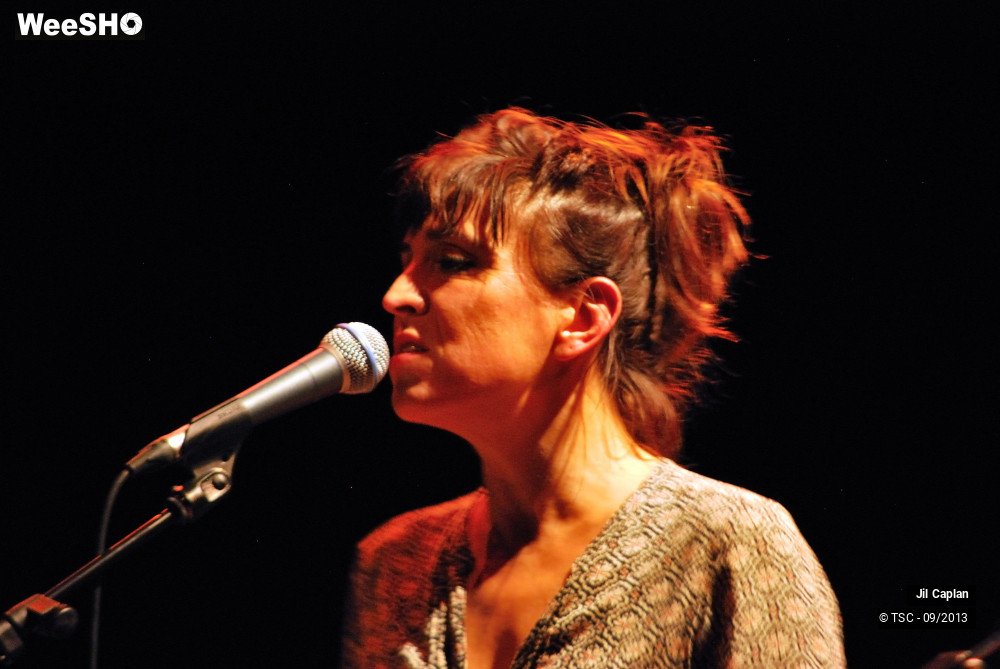 19/31 photos du spectacle Jil Caplan