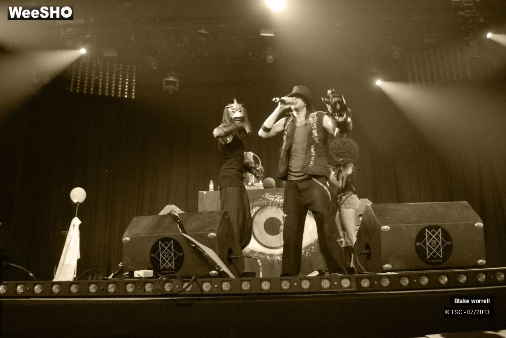 2/33 photos du spectacle Blake Worrell