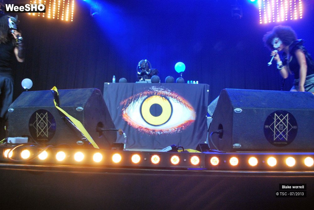 4/33 photos du spectacle Blake Worrell