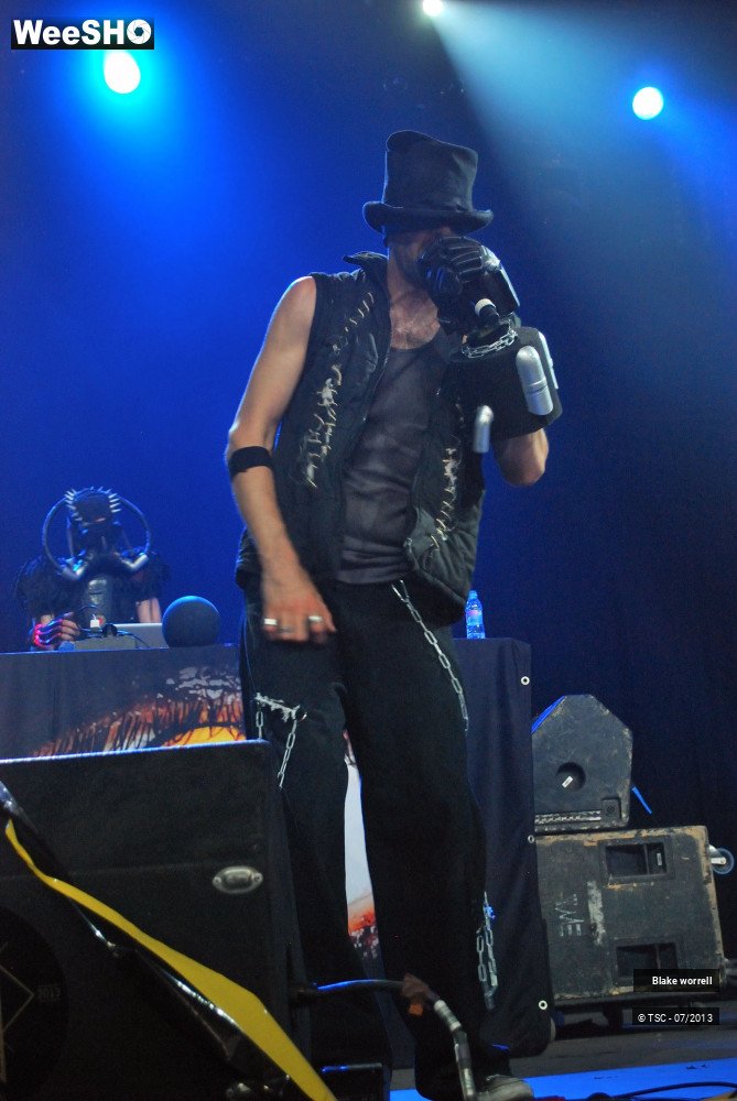 28/33 photos du spectacle Blake Worrell