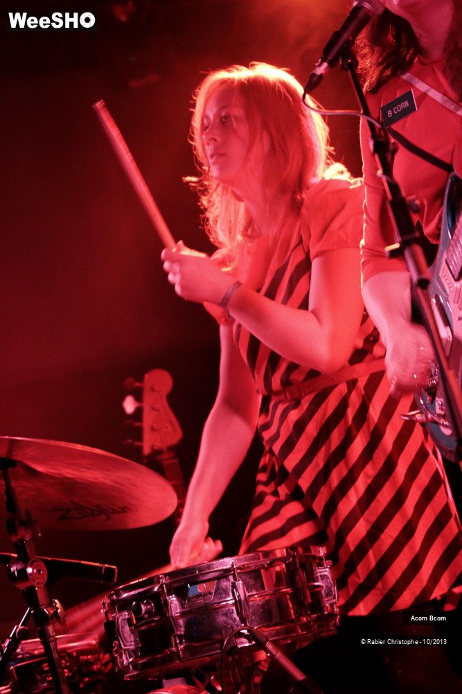 6/31 photos du spectacle Acorn Bcorn