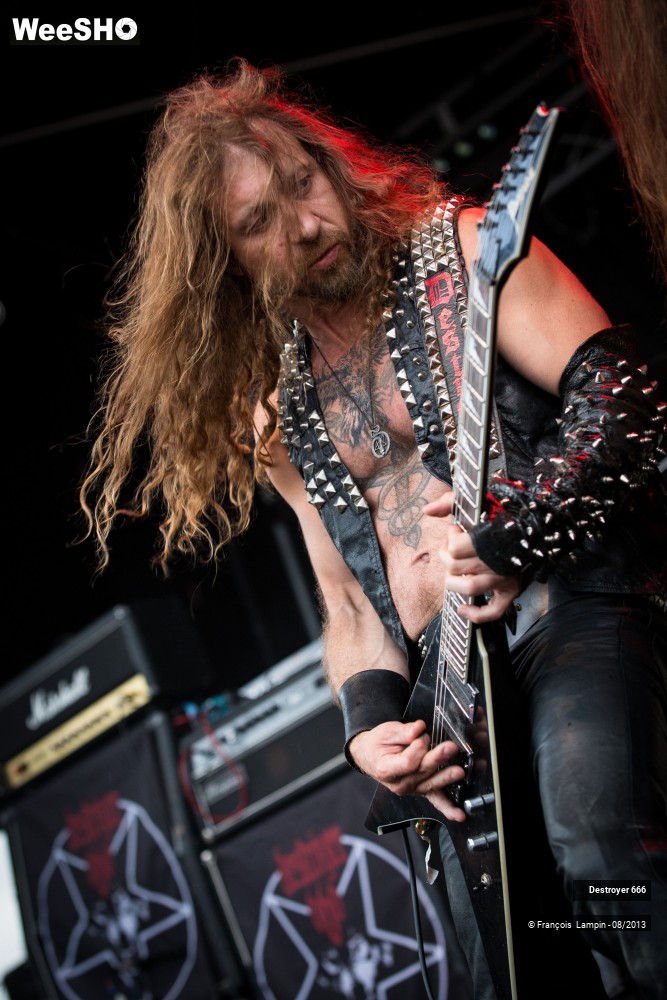 14/23 photos du spectacle Destroyer 666