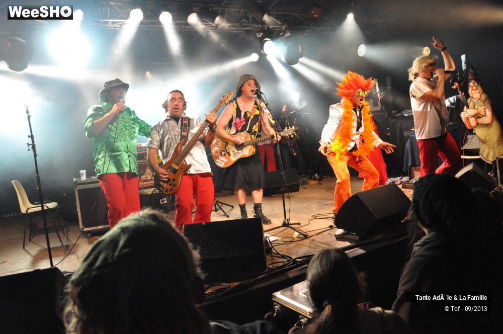 11/29 photos du spectacle Tante Adèle et la famille