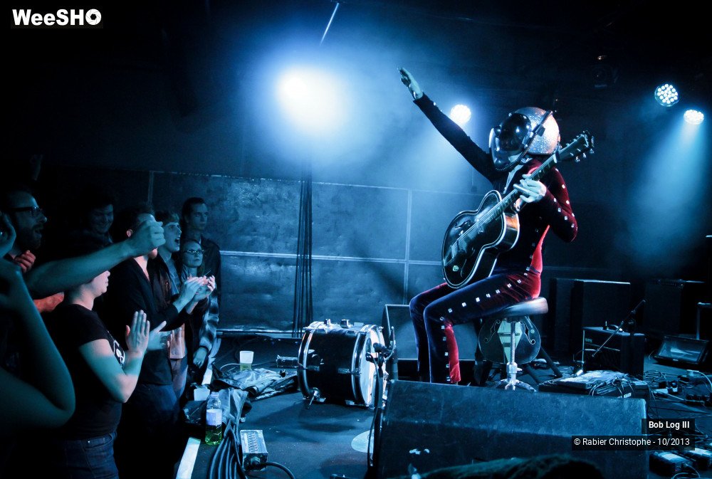 8/30 photos du spectacle Bob Log III