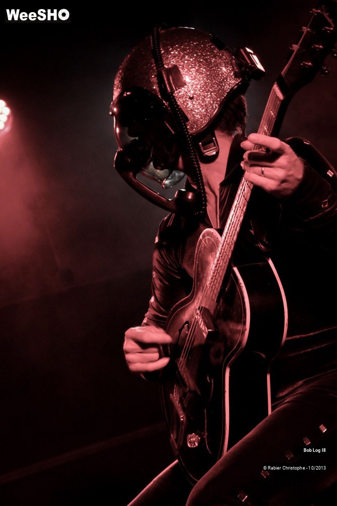 17/30 photos du spectacle Bob Log III