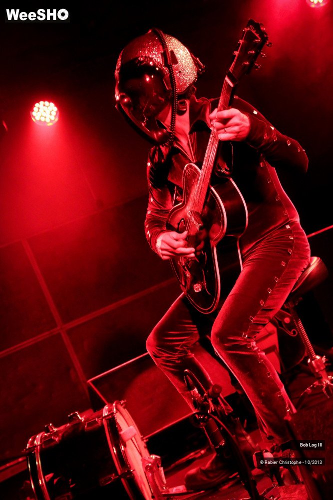 27/30 photos du spectacle Bob Log III