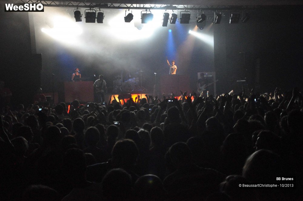 51/55 photos du spectacle BB Brunes
