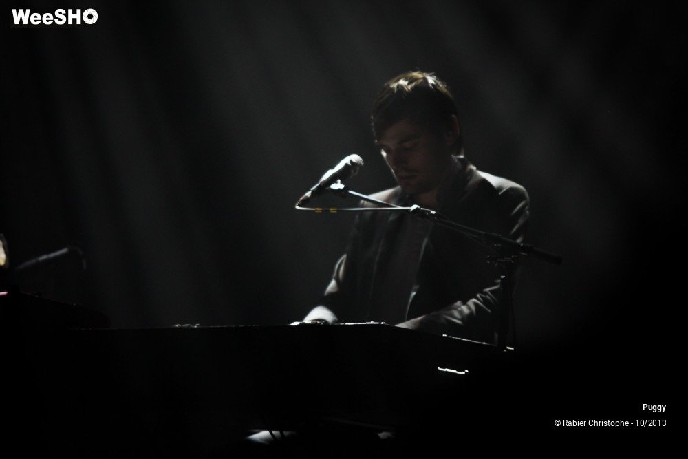 6/31 photos du spectacle Puggy