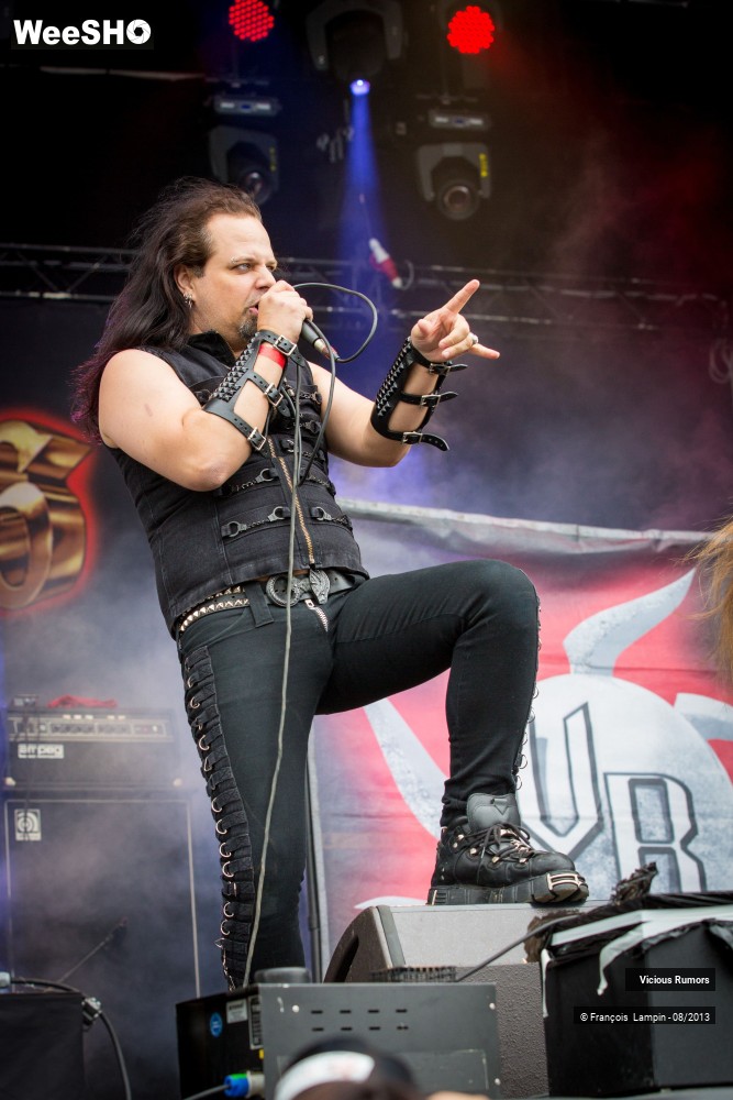 32/50 photos du spectacle Vicious Rumors