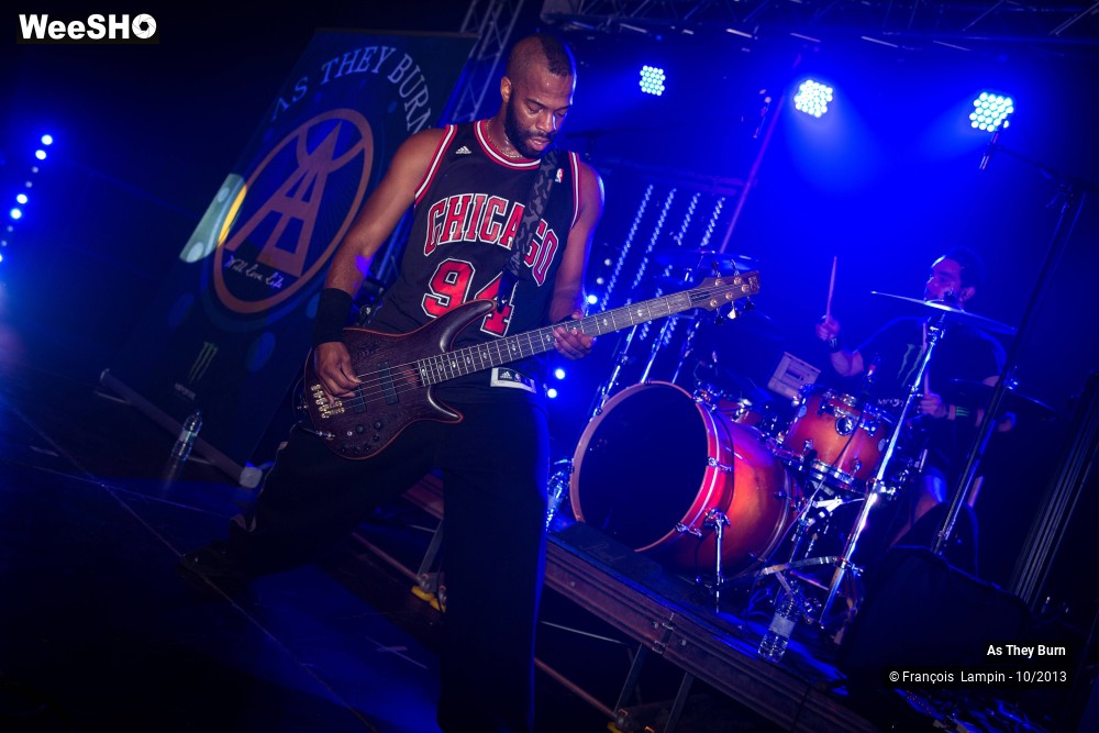 2/44 photos du spectacle As They Burn