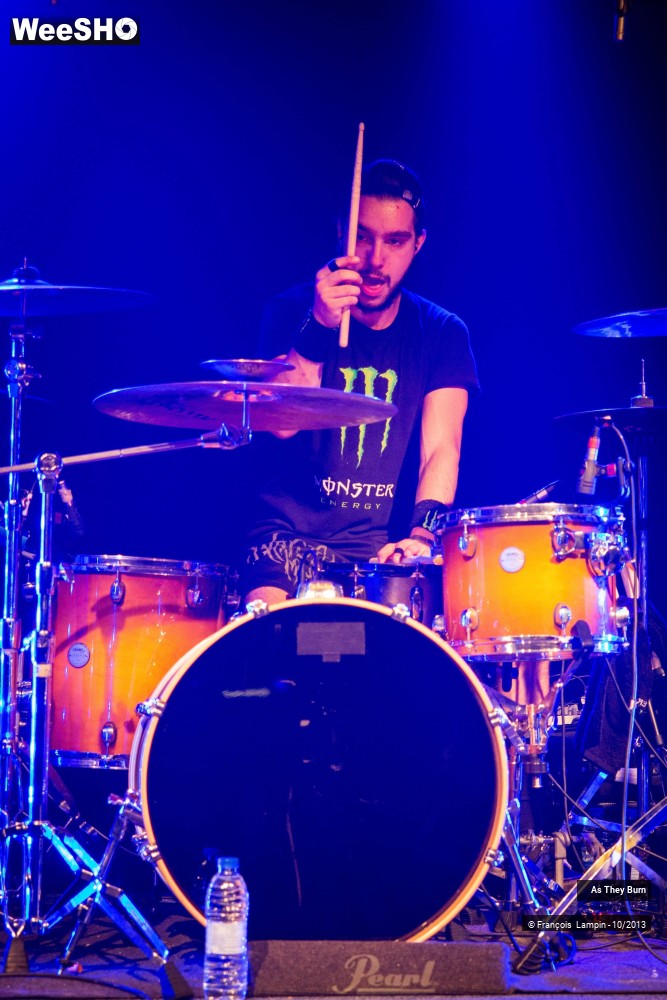 10/44 photos du spectacle As They Burn