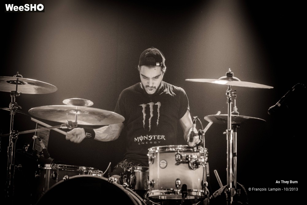 15/44 photos du spectacle As They Burn