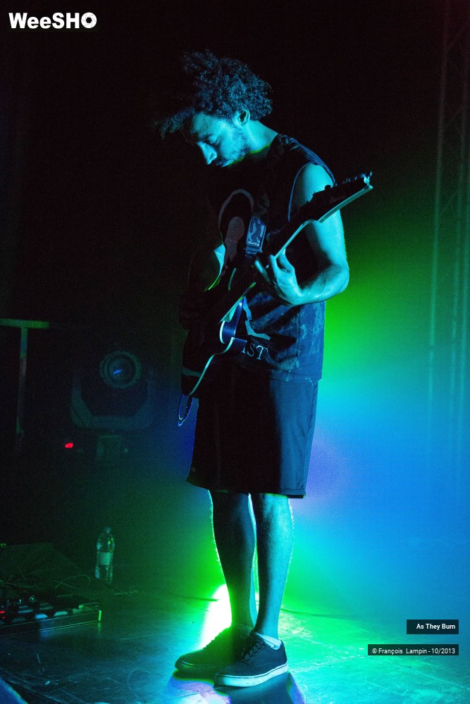 25/44 photos du spectacle As They Burn