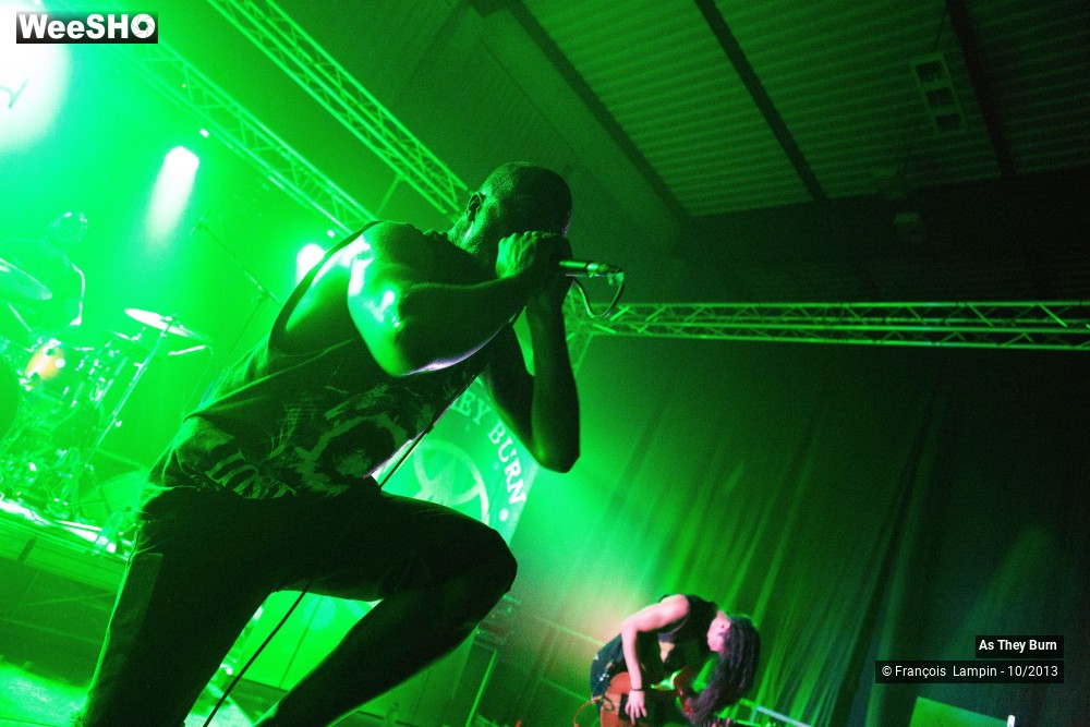 26/44 photos du spectacle As They Burn