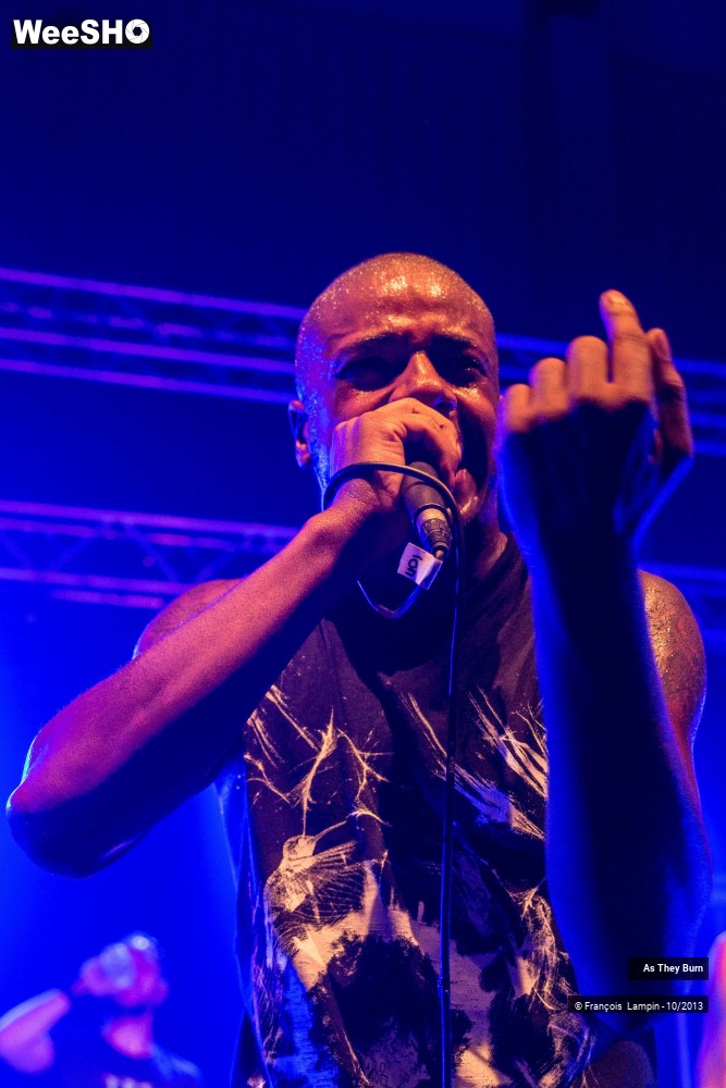 29/44 photos du spectacle As They Burn