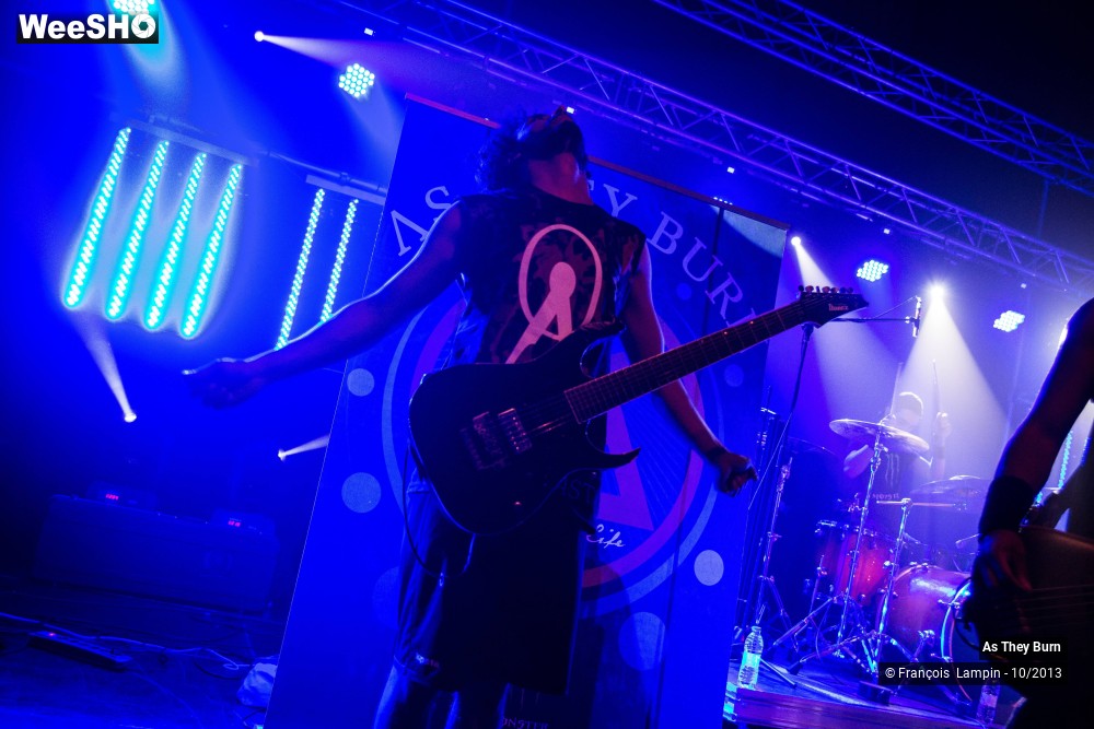 30/44 photos du spectacle As They Burn