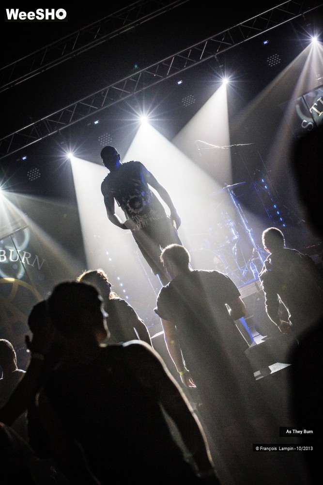 38/44 photos du spectacle As They Burn