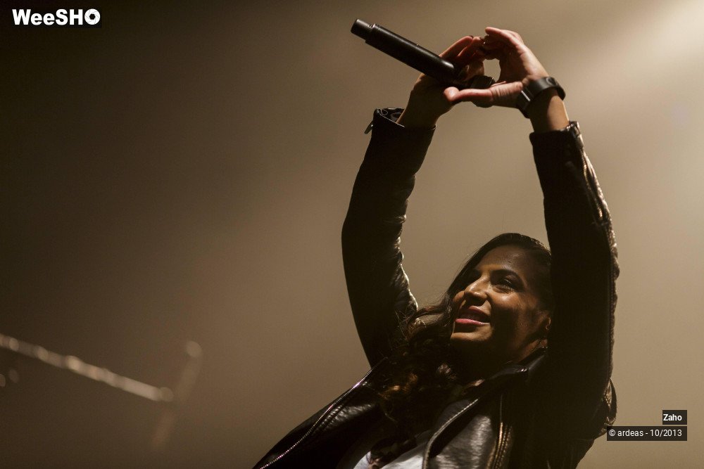 7/43 photos du spectacle Zaho