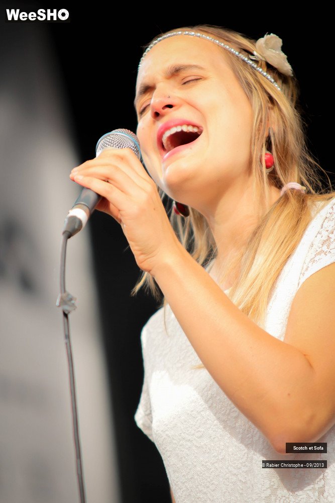 24/25 photos du spectacle Scotch et Sofa