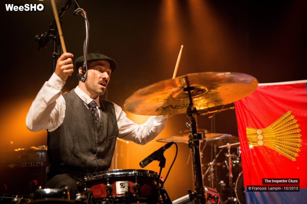 24/36 photos du spectacle The Inspector Cluzo