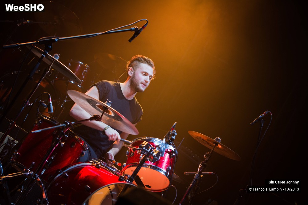 8/23 photos du spectacle Girl Called Johnny