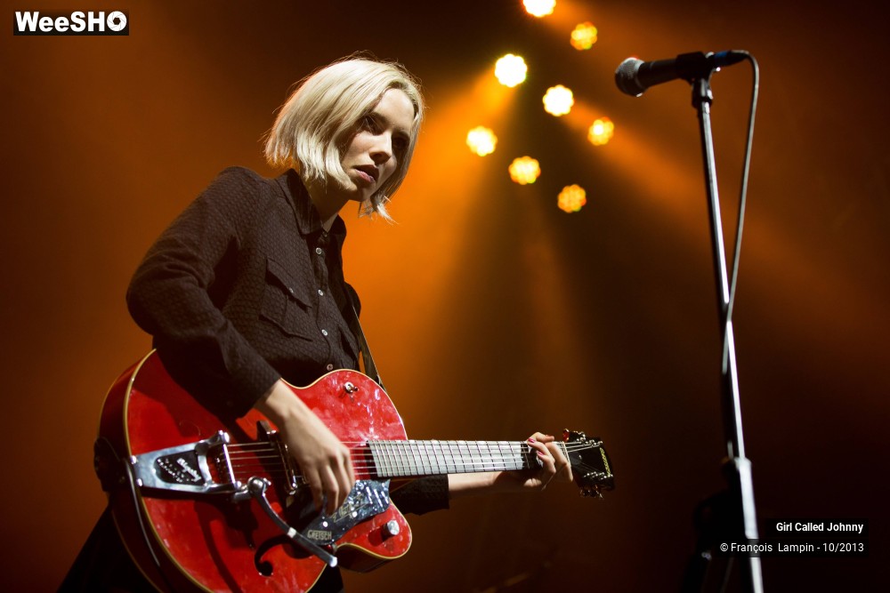 13/23 photos du spectacle Girl Called Johnny